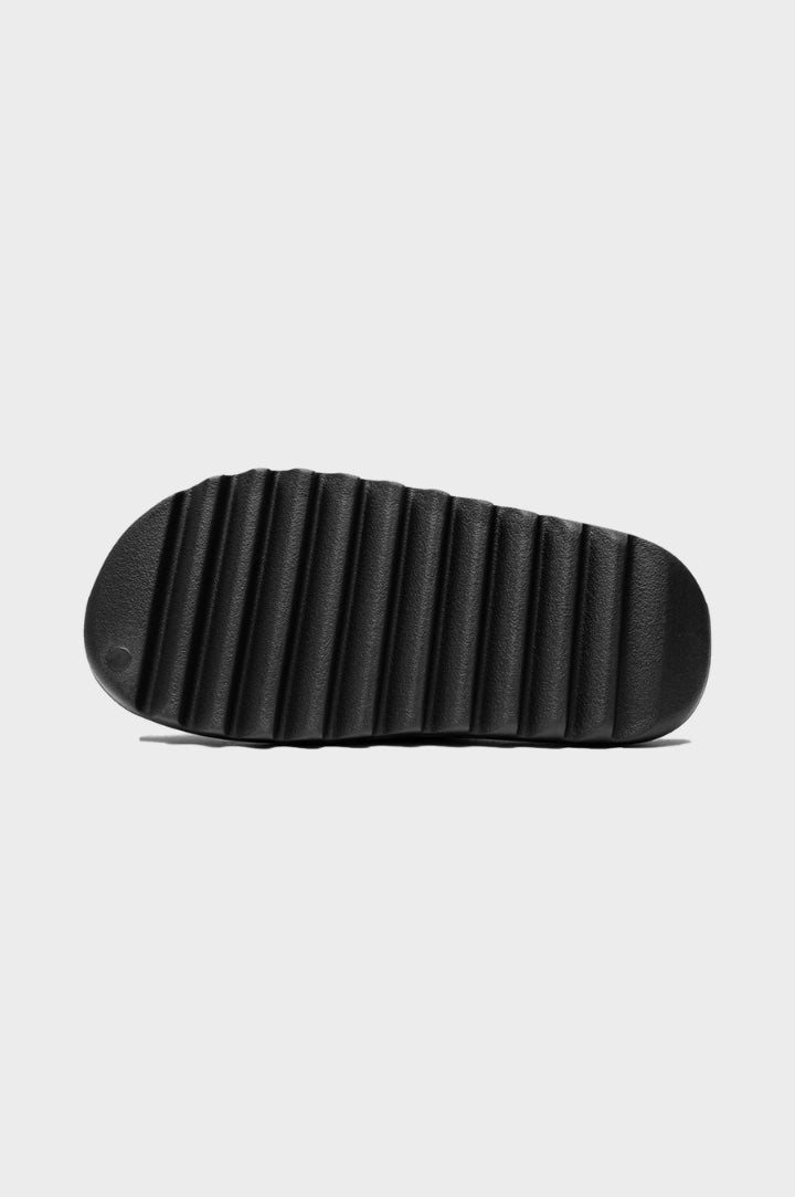 Yeezy Slide 'Dark Onyx'